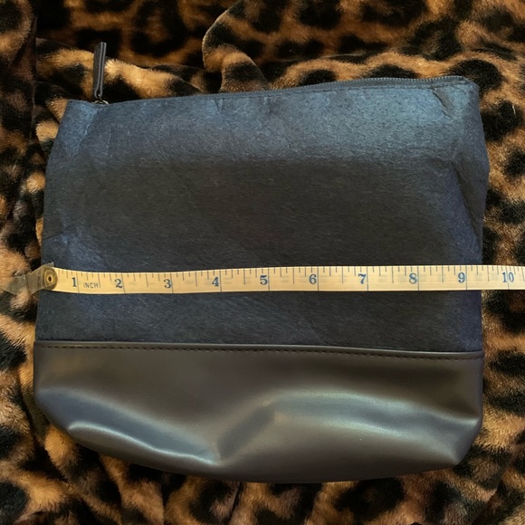 Dopp Bag - Picture 6 of 6